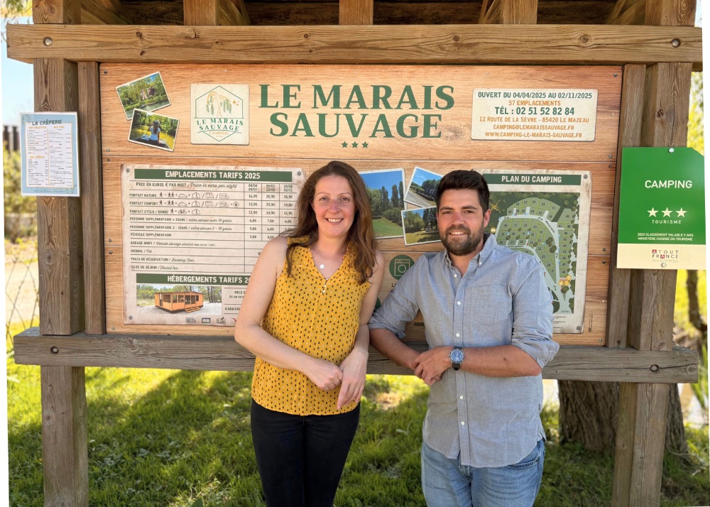 Aire camping-car � Mazeau (85420) - Photo 2